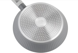 Patelnia aluminiowa głęboka Serrano Florina.jpg