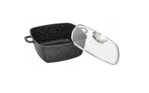 Garnek kwadratowy 28 cm 6 L GREBLON SEREY obok pokrywka.